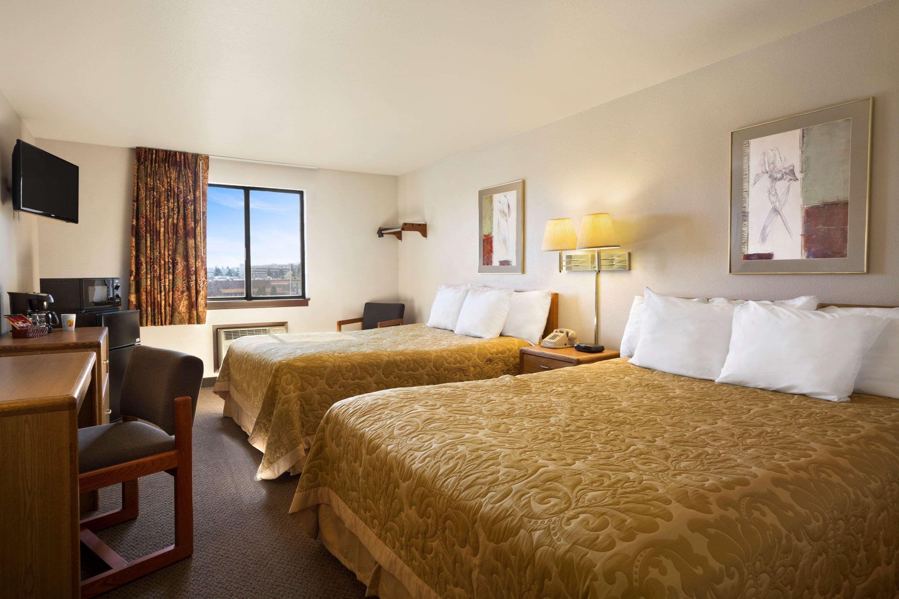 Super 8 By Wyndham Coeur D'Alene Motel Eksteriør billede