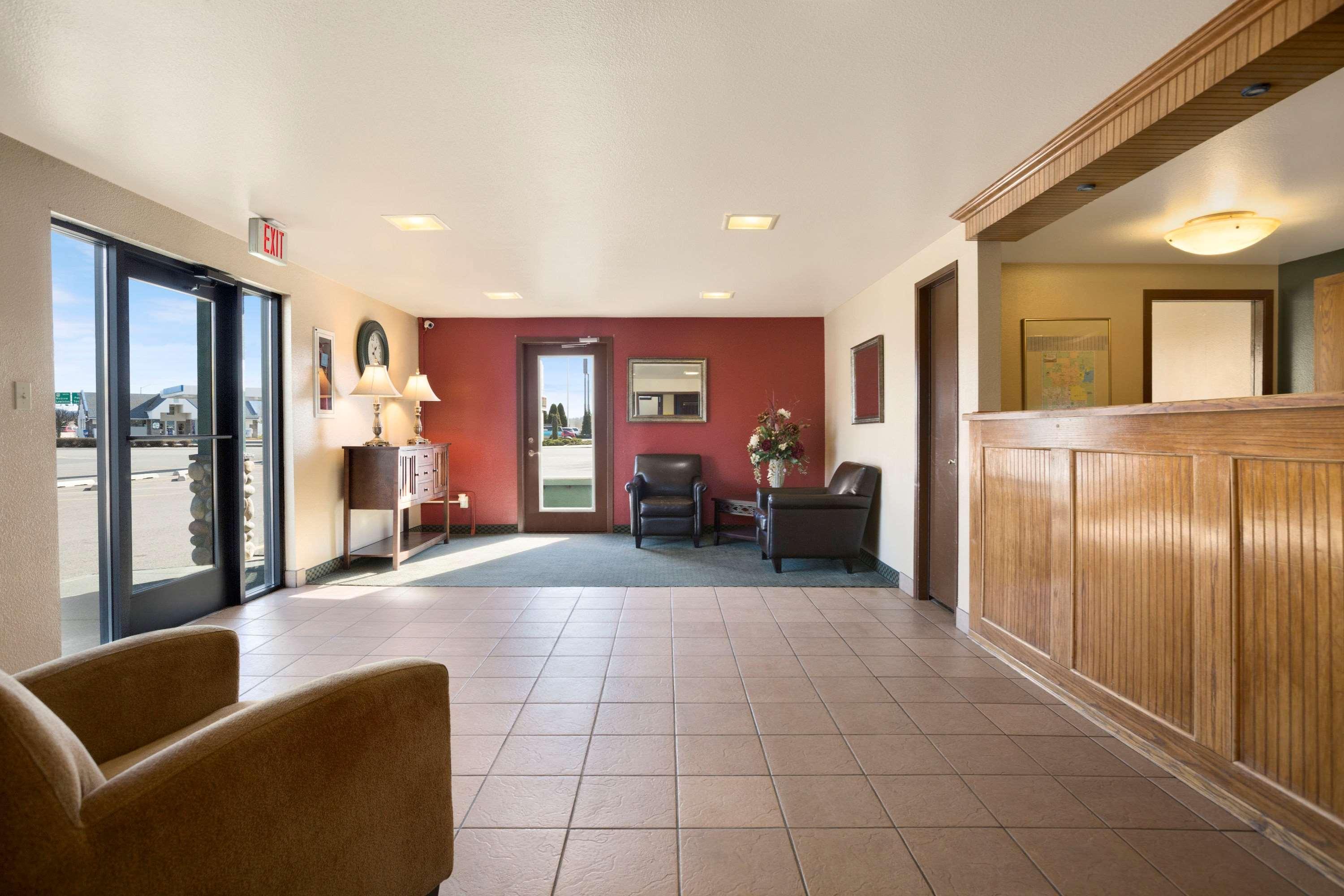 Super 8 By Wyndham Coeur D'Alene Motel Eksteriør billede