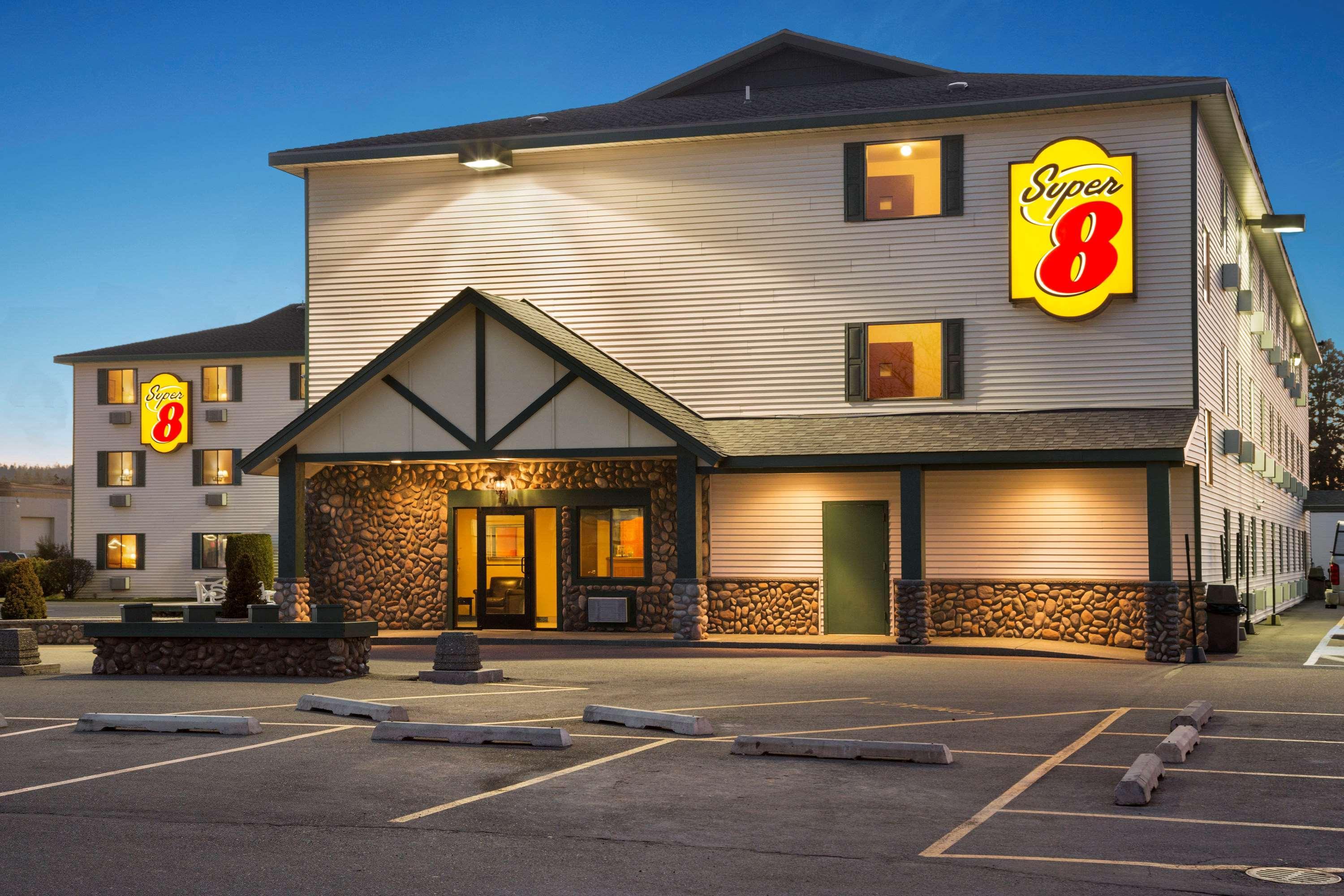 Super 8 By Wyndham Coeur D'Alene Motel Eksteriør billede
