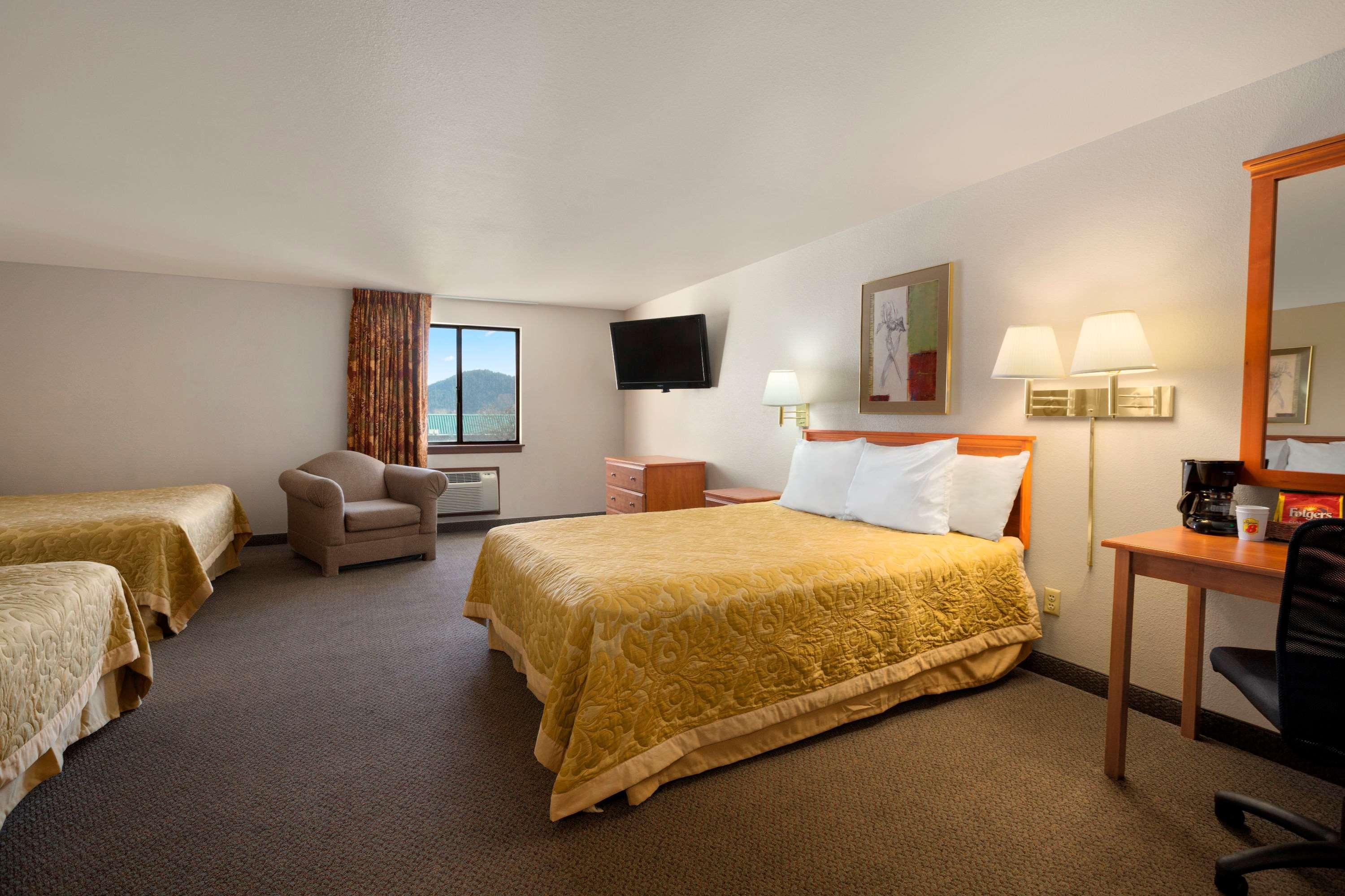 Super 8 By Wyndham Coeur D'Alene Motel Eksteriør billede