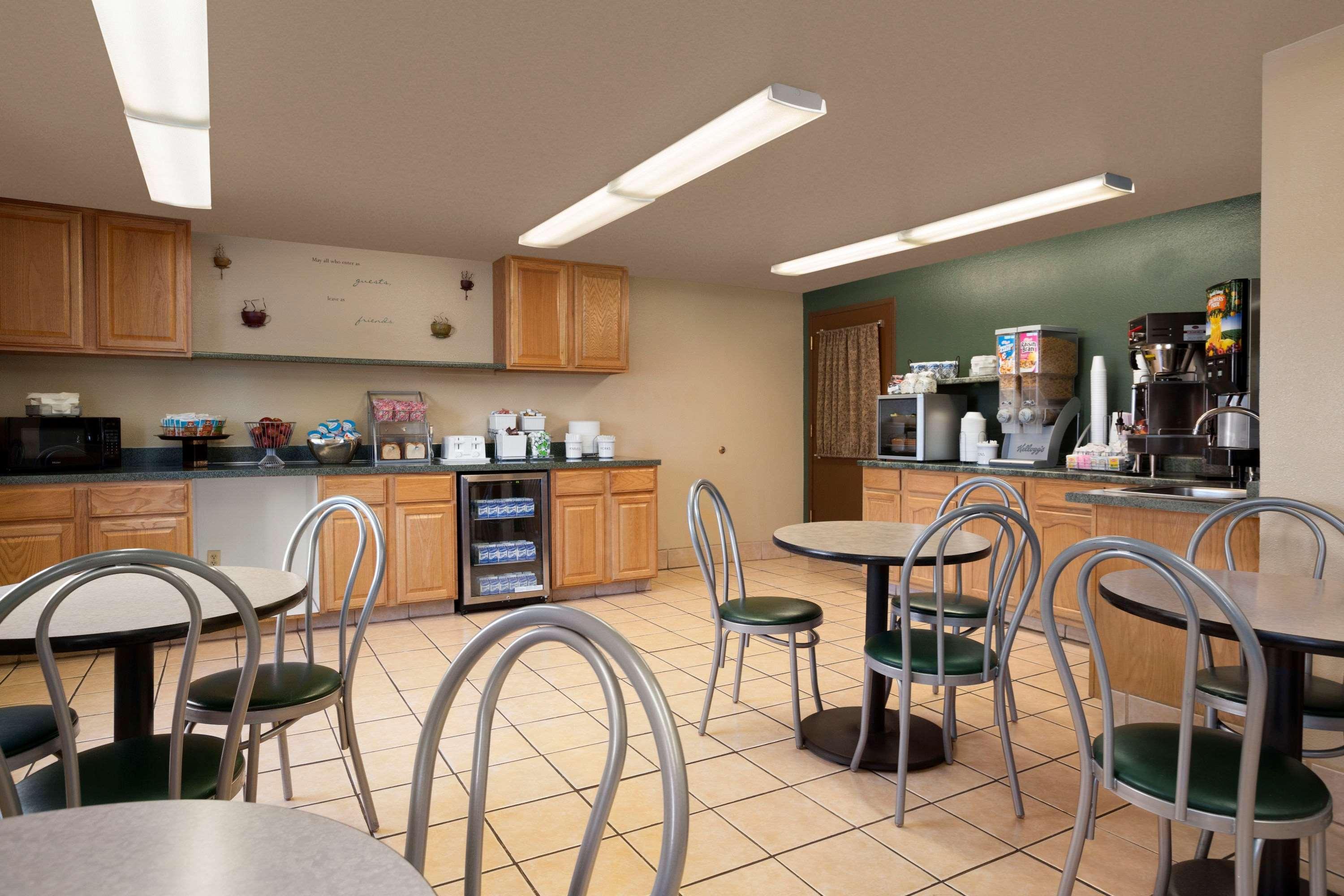 Super 8 By Wyndham Coeur D'Alene Motel Eksteriør billede